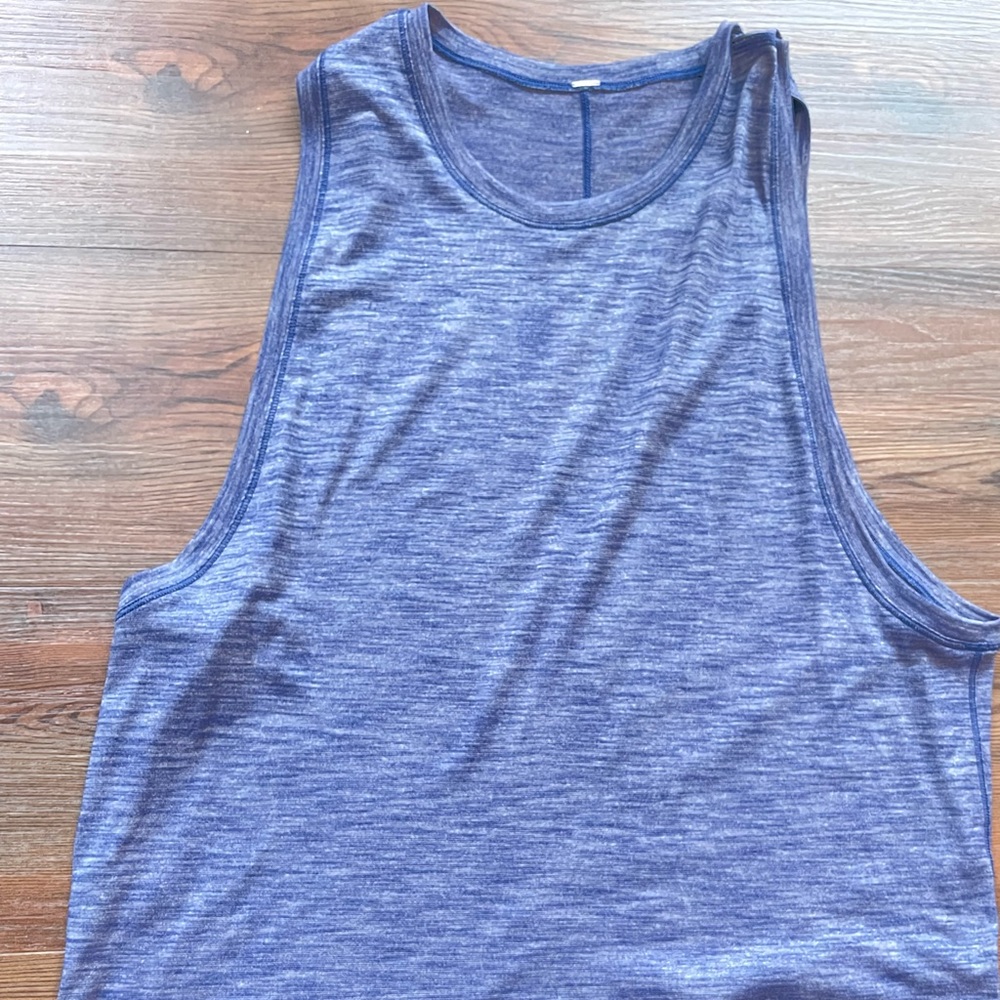 Lululemon blue tank